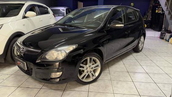 HYUNDAI I30 2.0 MPI 16V GASOLINA 4P MANUAL